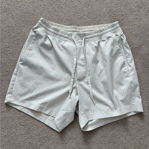 Lululemon Athletica White Men's Athletic Shorts